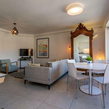 Modern Apartment With Free Parking Ostend Exterior photo
