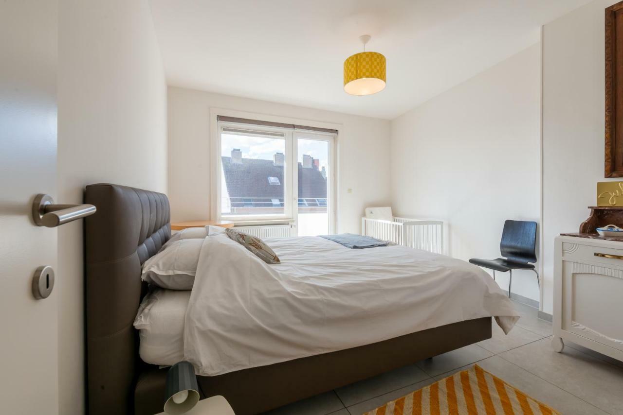 Modern Apartment With Free Parking Ostend Exterior photo