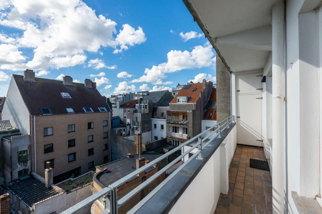 Modern Apartment With Free Parking Ostend Exterior photo